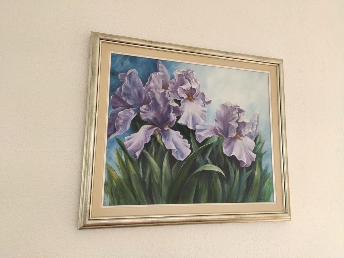 Winter Iris Apartment คูเปรส ภายนอก รูปภาพ